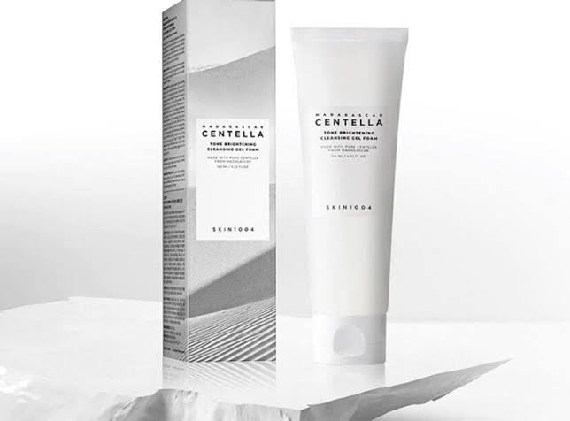 SKIN1004 Madagascar Centella Tone Brightening Cleansing Gel Foam - 125ml(from emirates)