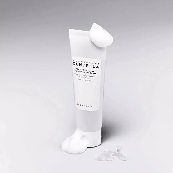 SKIN1004 Madagascar Centella Tone Brightening Cleansing Gel Foam - 125ml(from emirates)