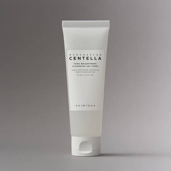 SKIN1004 Madagascar Centella Tone Brightening Cleansing Gel Foam - 125ml(from emirates)